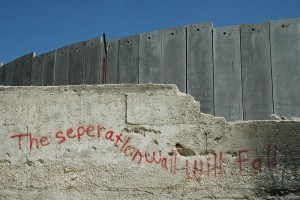 800px-Graffiti_near_Israeli_wall